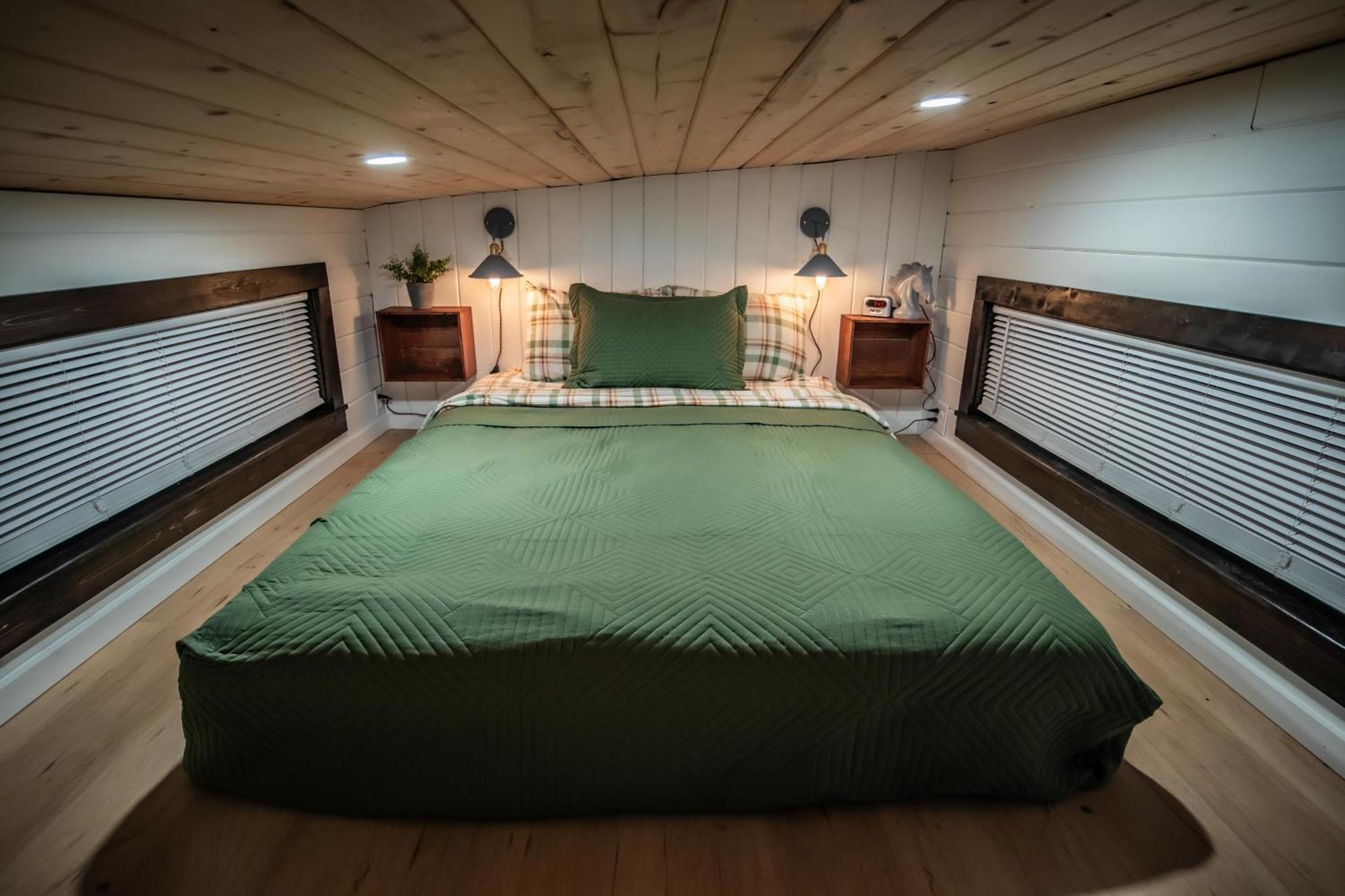 Unique Tiny Home Minutes From Downtown Ellensburg Bagian luar foto
